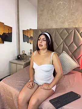 Cinthia Cortes online show from March 27, 8:08 pm