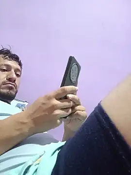 Bruce Wayne188 online show from April 1, 10:05 am