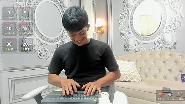 Andeuw   online show from April 11, 3:11 am