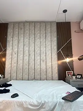 CAROLYNFOSTER online show from April 13, 4:56 pm