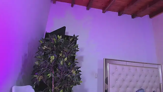 Miss KhalifaDoll online show from March 31, 3:41 am