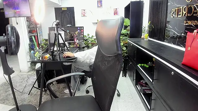 Miss KhalifaDoll online show from April 10, 4:28 am