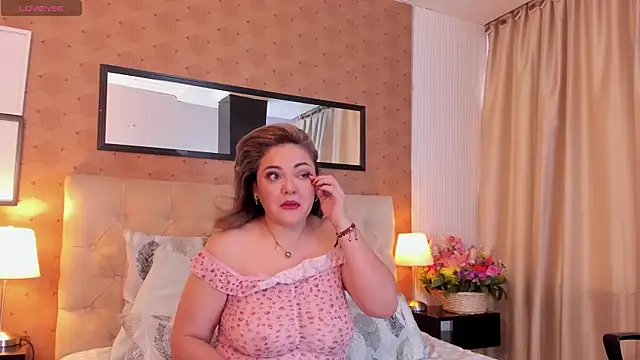 Natashablade   online show from April 7, 11:54 am