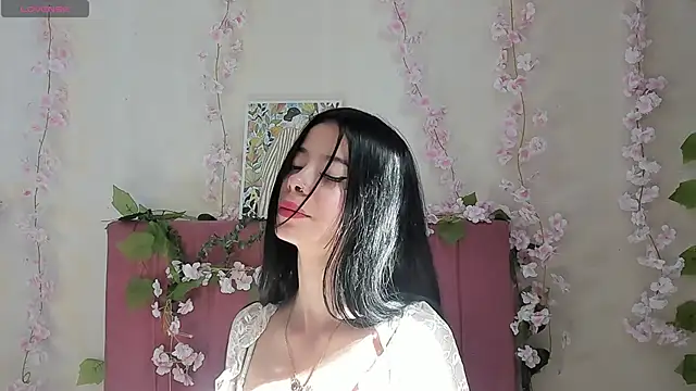 megan n online show from April 1, 8:06 pm