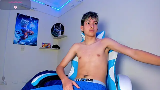 harry jonshon96 online show from April 3, 1:53 pm