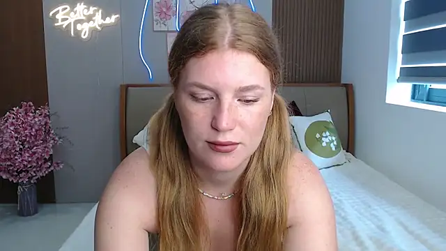 Carammelstorm online show from April 7, 3:18 am