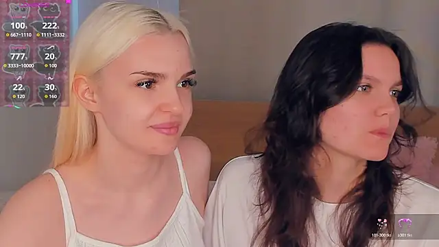 JuliannPaysour online show from April 17, 7:22 am