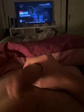 Snapshot of cum_king75 chatting on April 14, 10:49 pm cum king75 online show from April 14, 10:49 pm