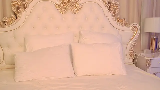 LisaStone online show from July 16, 3:56 am