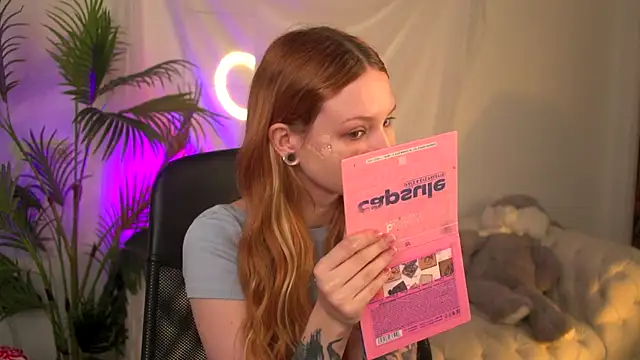 zoeforrd online show from April 11, 5:01 am