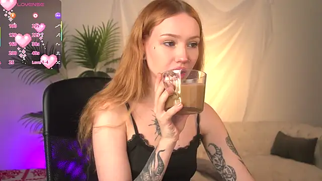zoeforrd online show from May 21, 12:56 pm