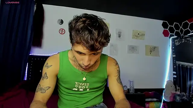 pol mood online show from April 15, 7:04 am