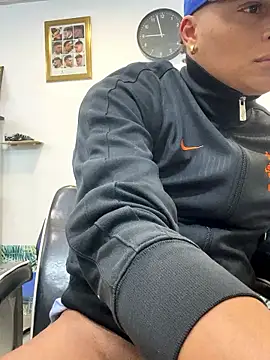 melreydelmambo online show from April 15, 6:59 pm