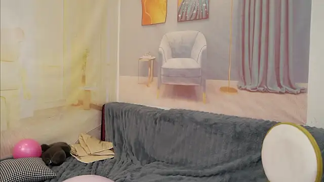 SuSu-521 online show from March 31, 1:55 pm