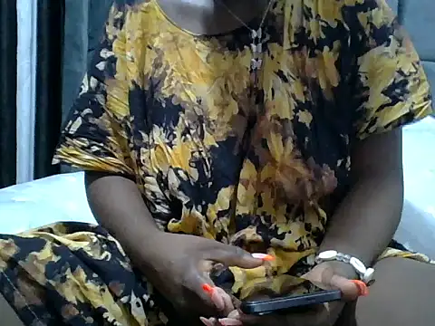 nice-lovely online show from April 16, 3:18 am