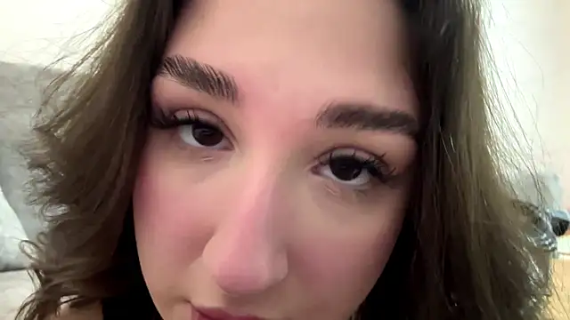 Annnna  online show from April 13, 4:12 pm