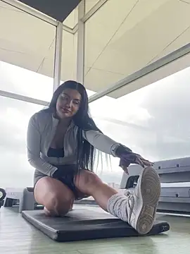 Cami olarte online show from April 15, 6:04 pm