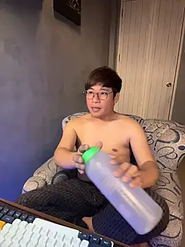 Titanryu online show from April 8, 4:07 pm