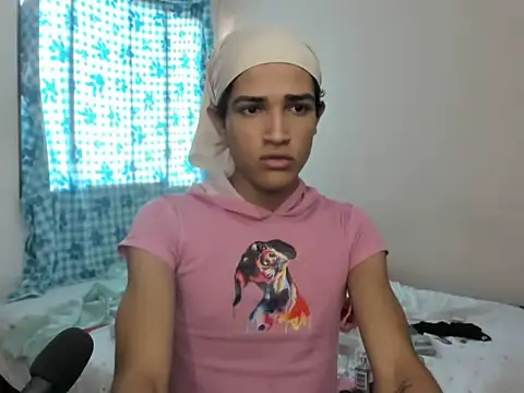 candylira31 online show from April 30, 5:52 pm