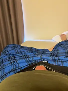 germanboy3 online show from April 4, 8:01 am