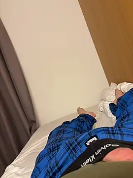 germanboy3 online show from April 5, 9:50 am