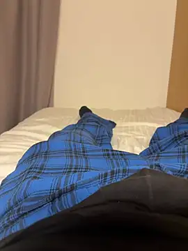 germanboy3 online show from April 12, 10:09 am