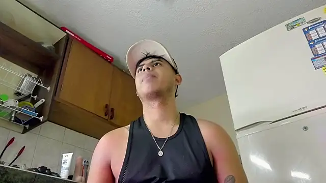 Zaym Liam online show from April 14, 9:10 pm