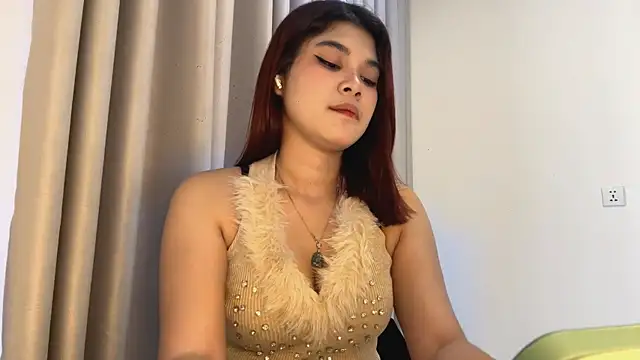 DreamyDDesiress online show from April 3, 6:44 am