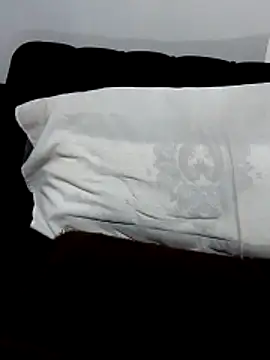 sultrydiva00 online show from April 11, 5:28 pm