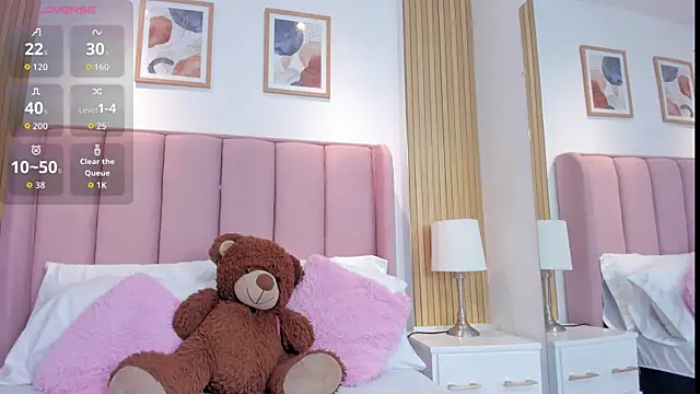 Mariana Spicy1 online show from April 16, 1:34 pm