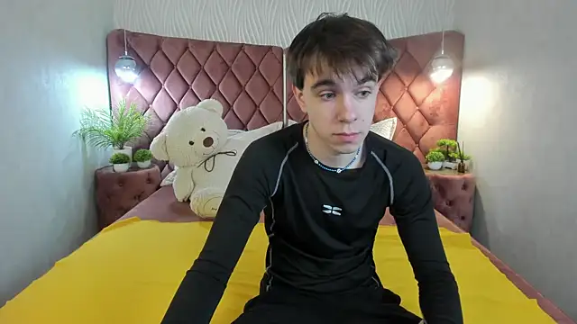 DaveBevy online show from April 9, 5:18 am