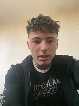 denysio69 online show from March 30, 6:36 am