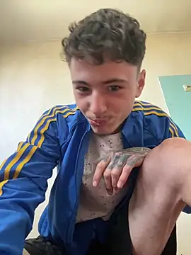 denysio69 online show from April 4, 7:50 am