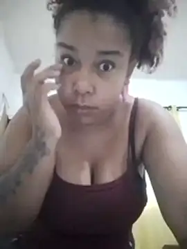 kimberlly25 online show from April 8, 1:33 pm