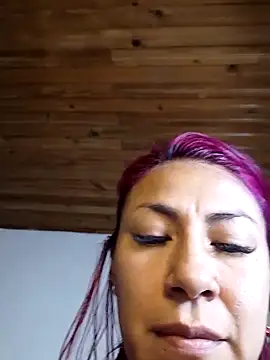 Snapshot of tatianabelli chatting on June 7, 5:38 pm tatianabelli online show from June 7, 5:38 pm