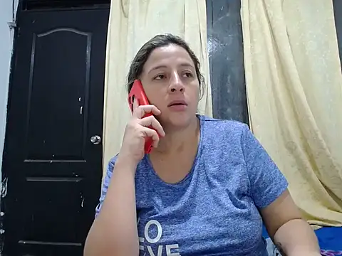 allison maxtattoo  online show from April 15, 10:22 am