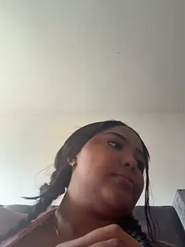 DaniXxx1 online show from April 8, 9:59 pm