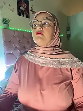 Snapshot of Marian_fadel chatting on July 9, 1:26 pm Marian fadel online show from July 9, 1:26 pm