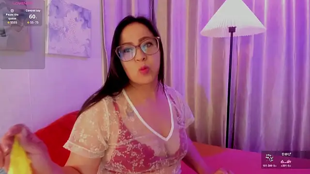 hannabackerr online show from April 14, 12:11 pm