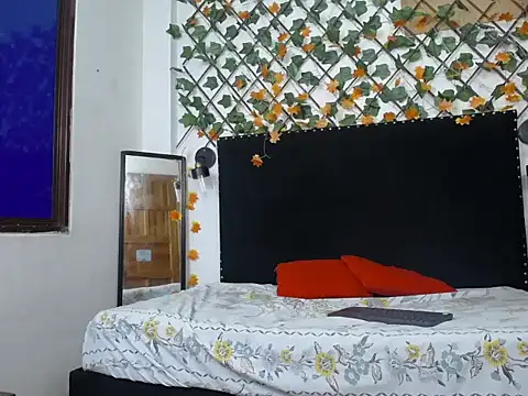 vmadeleynper online show from April 15, 3:35 am