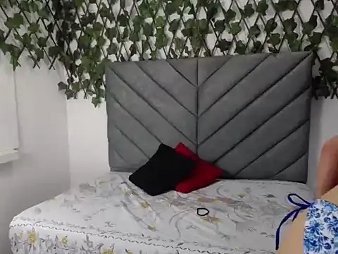 vmadeleynper online show from April 18, 3:21 am