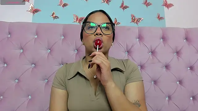 ZaraBlazze  online show from April 13, 12:21 pm