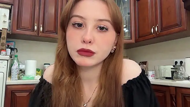 Amy Bronson online show from April 15, 1:07 pm