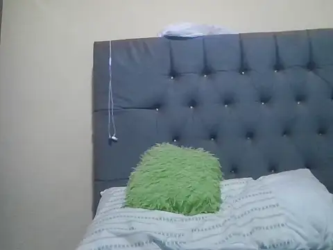 luis20212 online show from March 28, 4:23 am