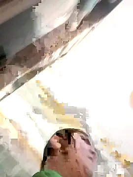 luis20212 online show from April 10, 4:28 am