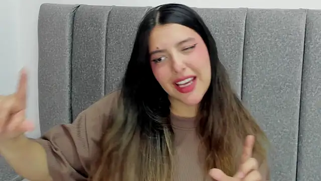 Arihanna London online show from April 10, 8:13 pm