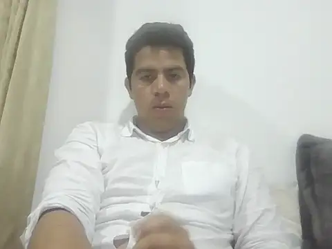Snapshot of jutipia chatting on April 5, 3:26 am jutipia online show from April 5, 3:26 am