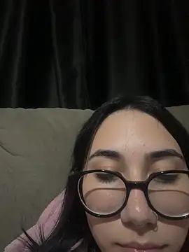 juliacosta online show from April 3, 5:49 am