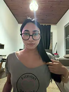 Snapshot of juliacosta chatting on July 25, 10:18 pm juliacosta online show from July 25, 10:18 pm
