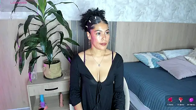 baddie delaylaa online show from April 4, 6:16 pm